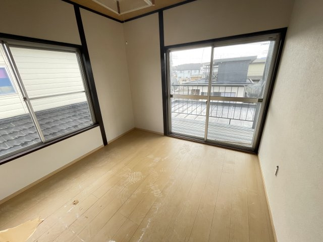 藤岡市藤岡　中古1190の洋室