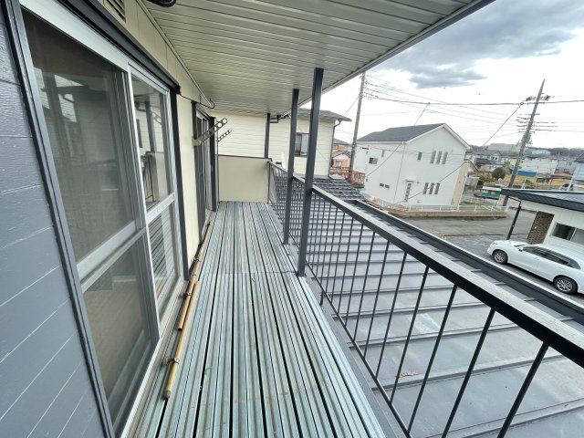 藤岡市藤岡　中古1190のバルコニー