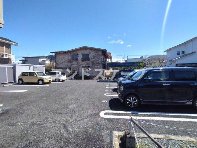 コンフォールアンジュの駐車場|高崎、前橋のお部屋探しはエンドスケープまで！お客様の理想お聞かせ下さい♪