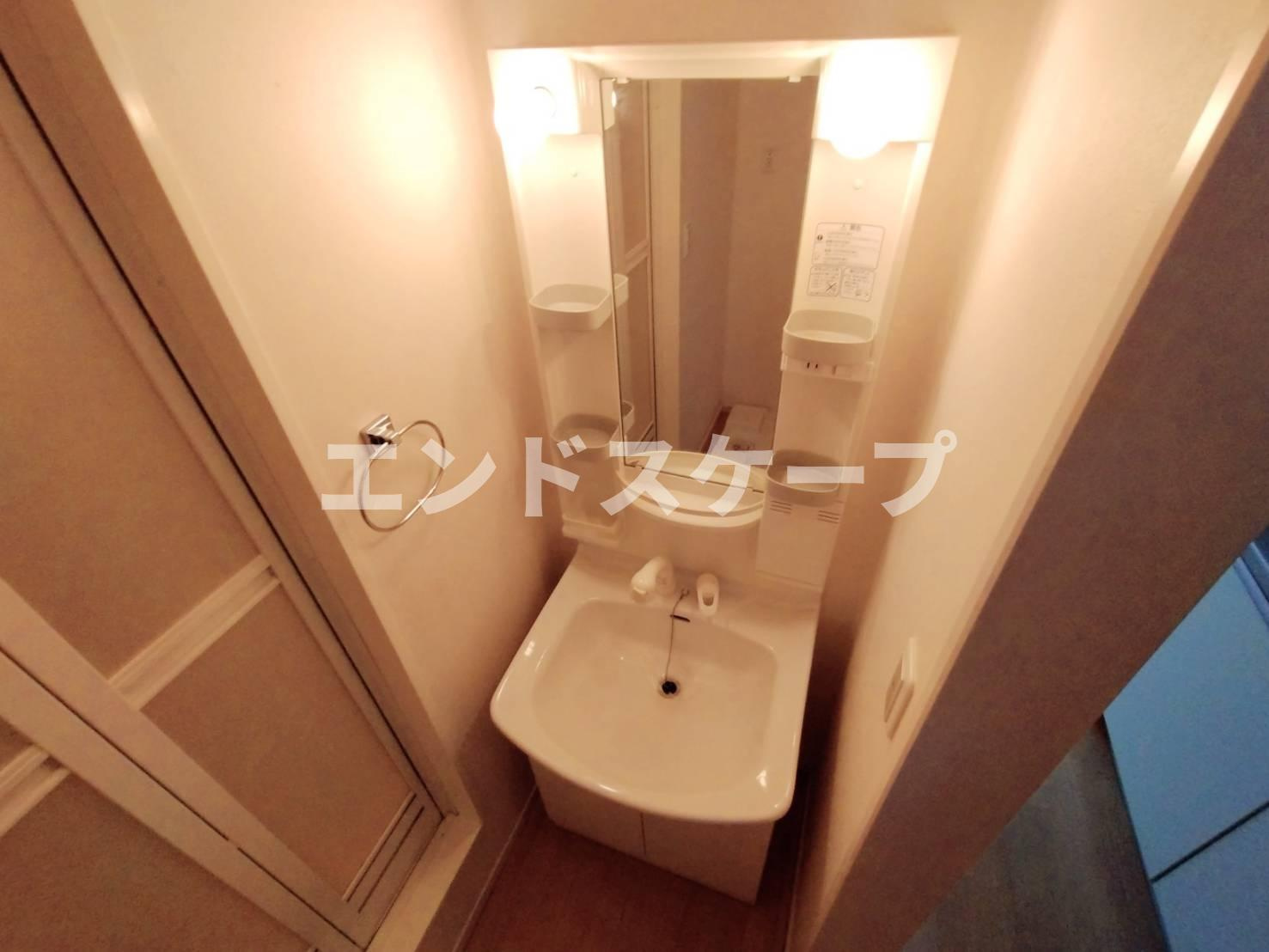 コンフォールアンジュの独立洗面台|高崎、前橋のお部屋探しはエンドスケープまで！お客様の理想お聞かせ下さい♪