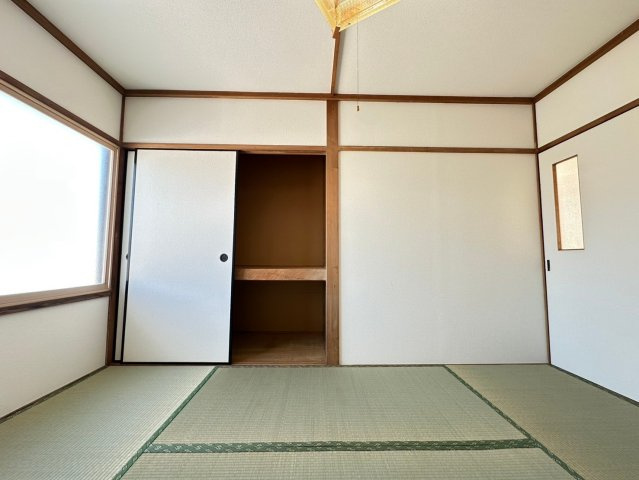 釧路市大楽毛西２丁目のアパートの和室