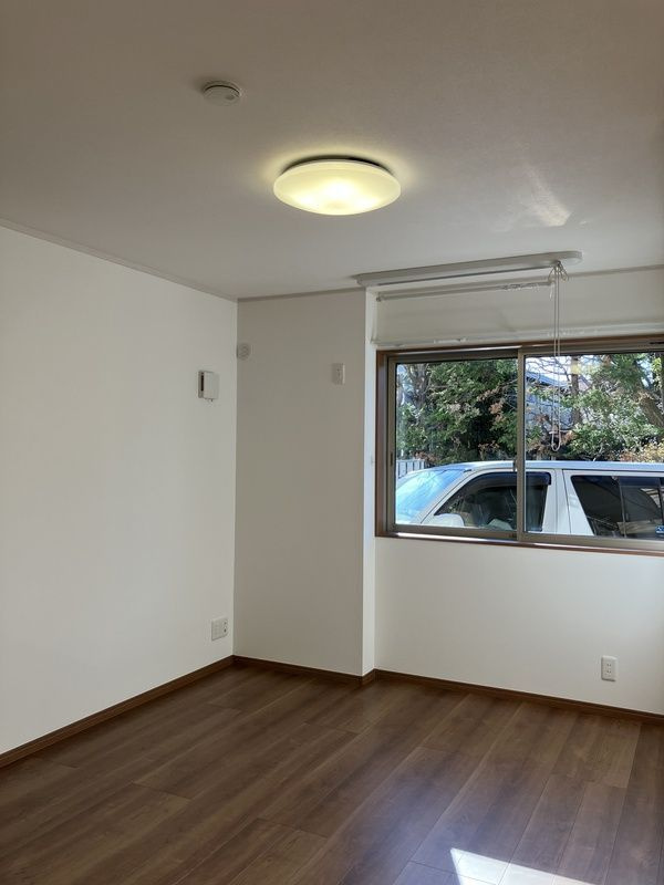 サンライズ国立Ⅱ の居間・リビング