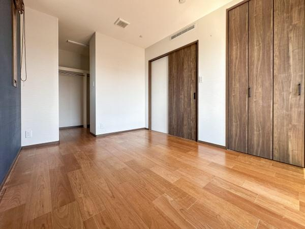 つるさき陽光台　中古の洋室|2Fの洋室は収納もたくさんあり、お子さまのお部屋にもおすすめ◎
