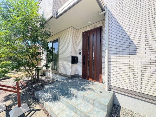 つるさき陽光台　中古の玄関|現地写真