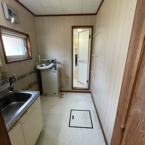 登別市美園町6丁目38-1戸建の洗面所