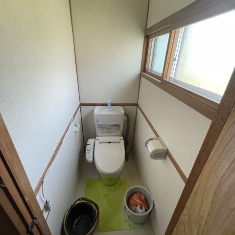 登別市美園町6丁目38-1戸建のトイレ