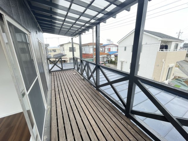 藤岡市藤岡　中古1390のバルコニー