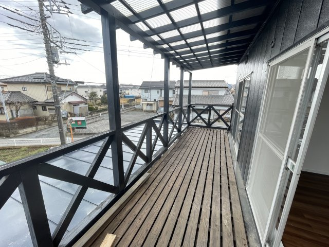 藤岡市藤岡　中古1390のバルコニー
