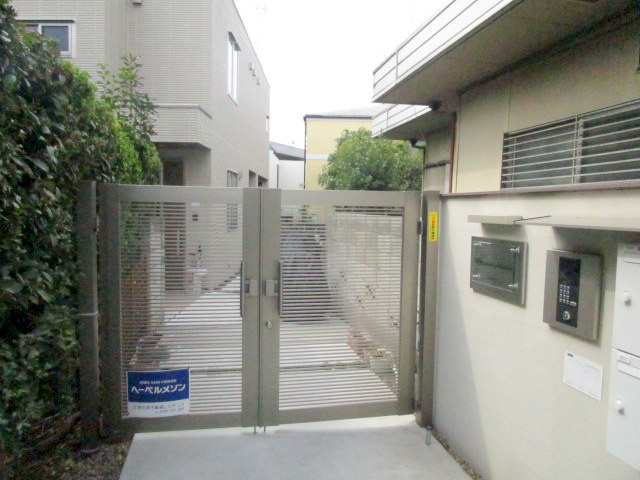 Maison de chouchouのエントランス|外構オートロック付きのエントランス