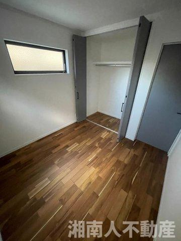 茅ヶ崎市萩園　新築戸建ての洋室|洋室です