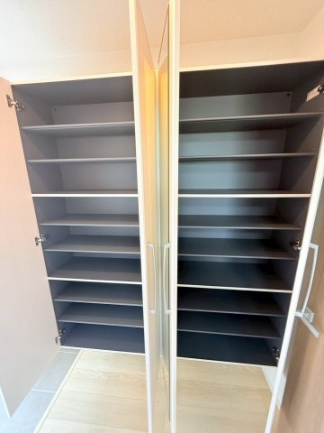 フェニックス　Ⅰの収納