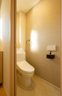 【トイレ】 | 宇都宮市末広１丁目　戸建 | １階システムトイレ