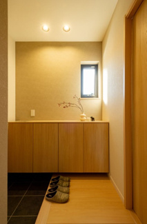 【玄関】 | 宇都宮市末広１丁目　戸建 | 玄関内部