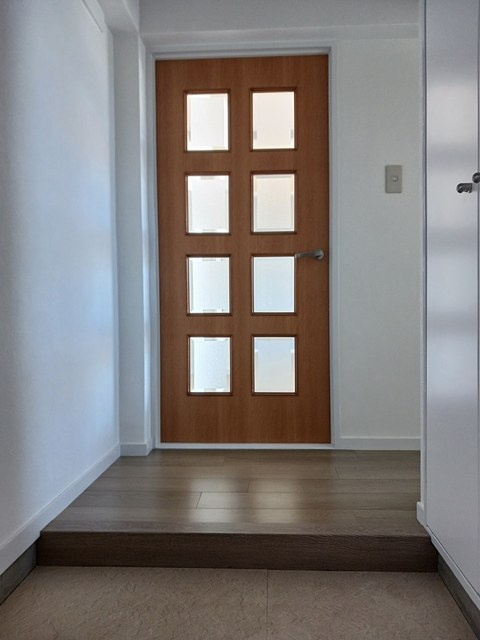 リバーサイドの玄関