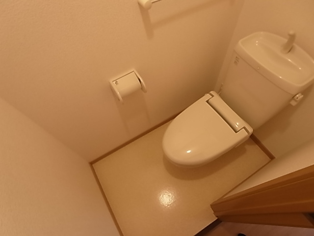 神戸市須磨区東落合２丁目のアパートのトイレ|ウォシュレット付