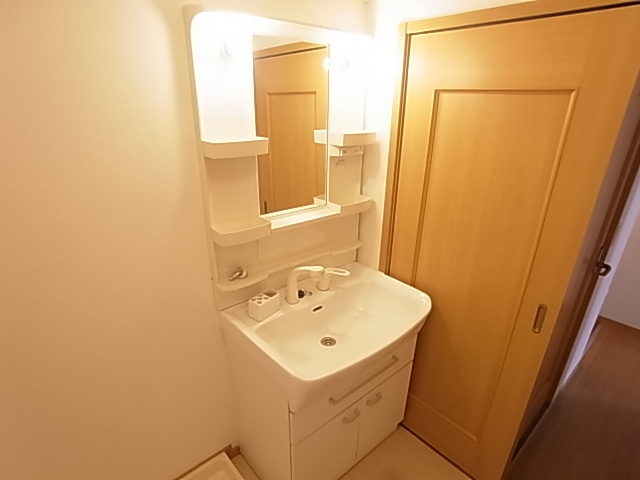 神戸市須磨区東落合２丁目のアパートの洗面所|シャンプードレッサー