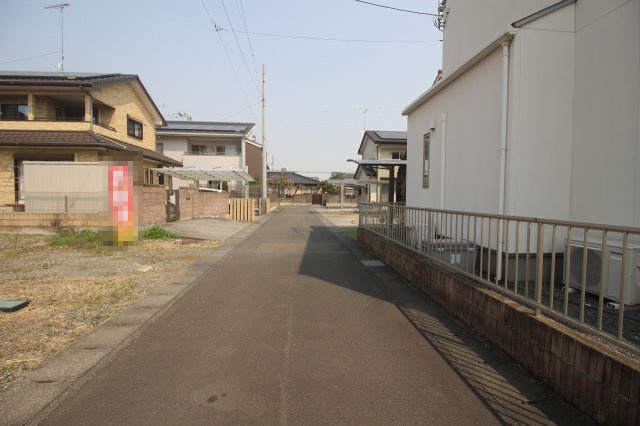 小山市犬塚の前面道路含む現地写真|東側より（2025年3月撮影）