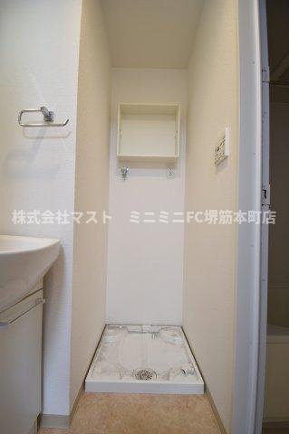 大阪市中央区玉造１丁目の賃貸マンションの玄関