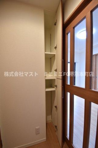大阪市中央区玉造１丁目の賃貸マンションの内装