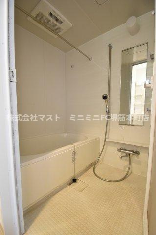 大阪市中央区玉造１丁目の賃貸マンションの浴室