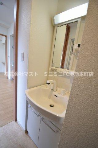 大阪市中央区玉造１丁目の賃貸マンションの洗面所