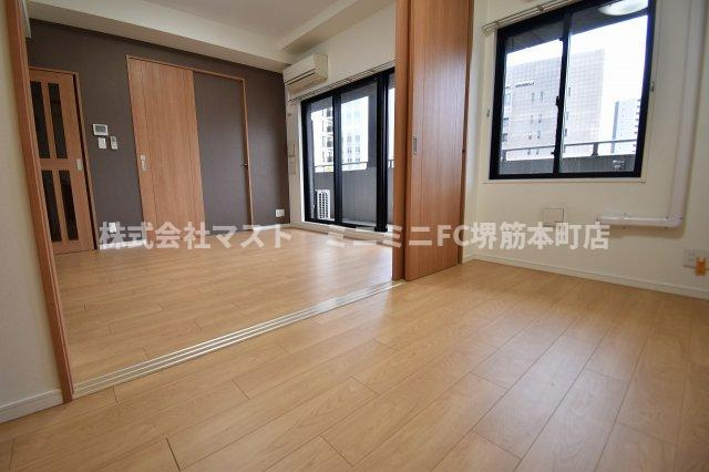 大阪市中央区玉造１丁目の賃貸マンションの内装