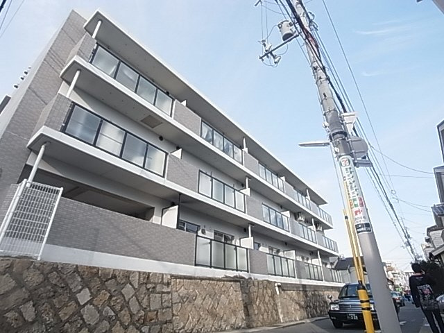 神戸市長田区長尾町２丁目の賃貸マンションの外観