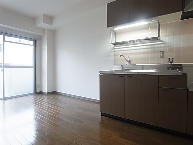 神戸市長田区長尾町２丁目の賃貸マンション