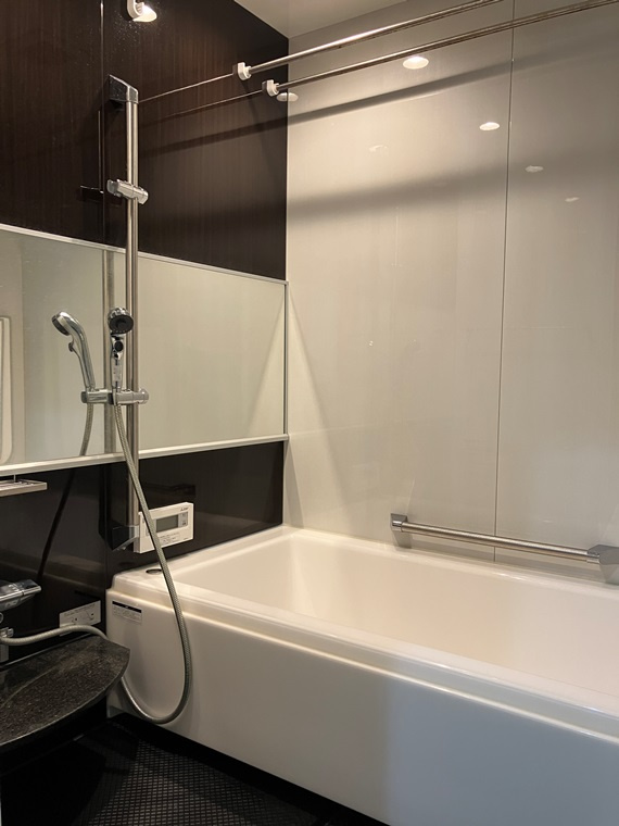 藤原戸建の浴室