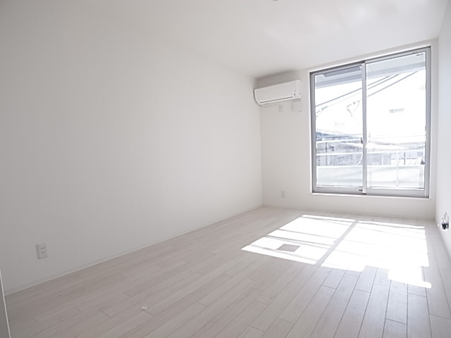 神戸市須磨区北町３丁目のハイツの居間・リビング|リビング