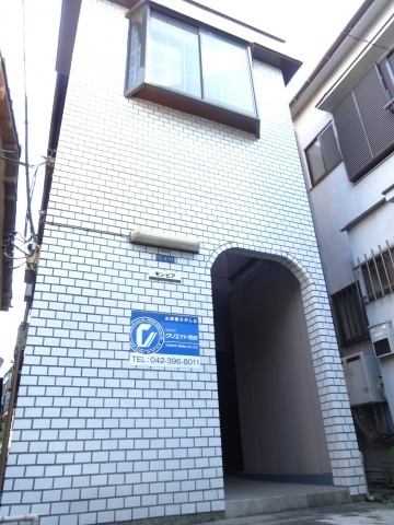モンピア