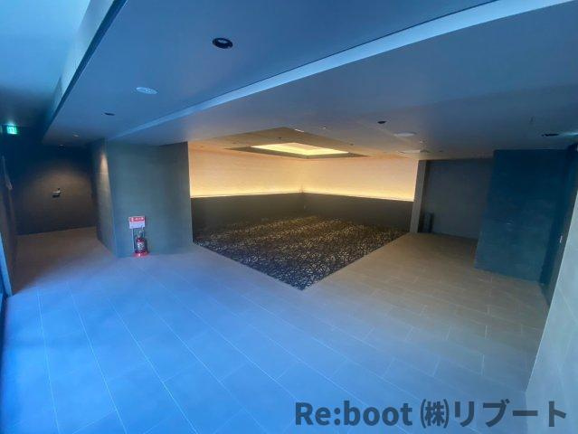 オーパスレジデンス千葉駅前のロビー