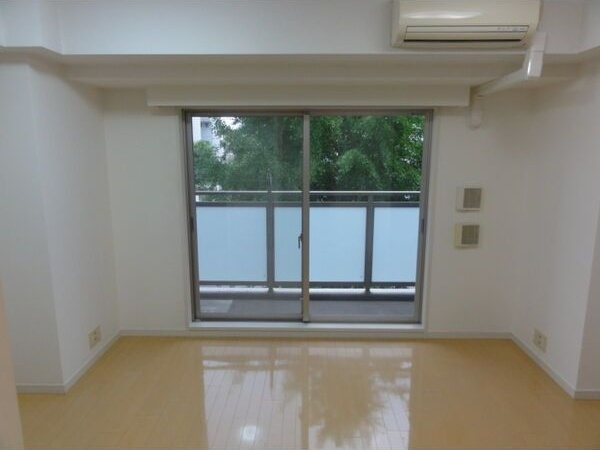 CASSIA車道(旧:クリオ車道)の居間・リビング