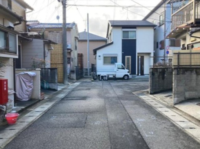 【前面道路含む現地写真】 | 山科区川田菱尾田　中古テラスハウス（賃貸オーナーチェンジ）