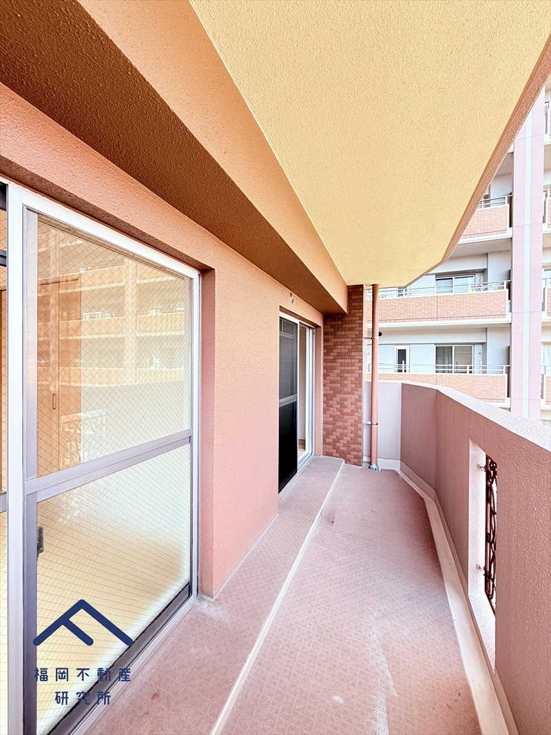 三愛シティライフ箱崎12のバルコニー