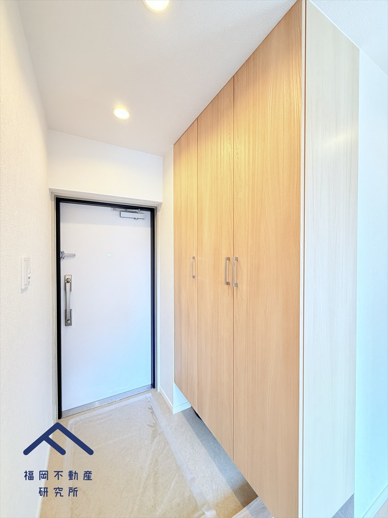 三愛シティライフ箱崎12の玄関