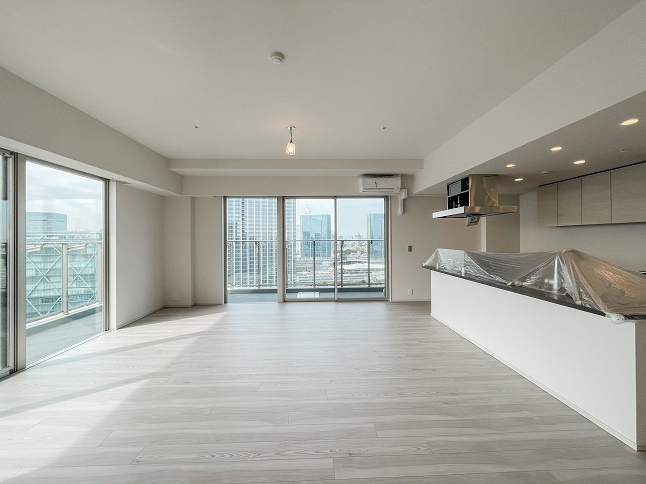 港区港南３丁目の賃貸マンションの居間・リビング