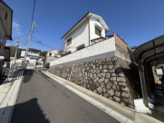 売土地　伴東2丁目の前面道路含む現地写真