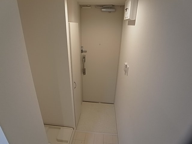 神戸市兵庫区矢部町の賃貸マンションの玄関