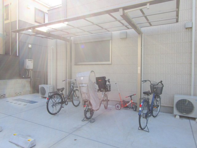 コンフォート新座のその他共用部分|★屋根付き駐輪場★