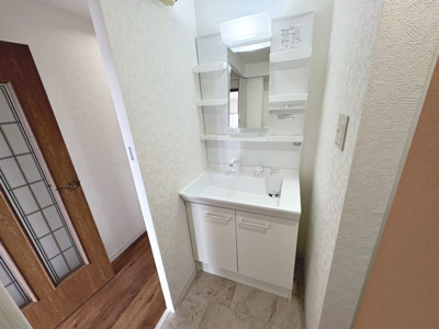 【独立洗面台】 | 藤和さやまハイタウンB棟 | 洗面台交換♪キレイな洗面台で朝から気持ちがいいですね♪