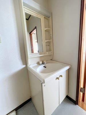 【独立洗面台】 | ビレッジK