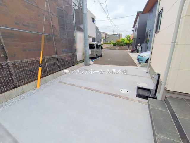 入間市高倉2丁目・全1棟　新築一戸建　～開放的な平屋設計～　の駐車場|現地写真（2025年5月22日撮影）