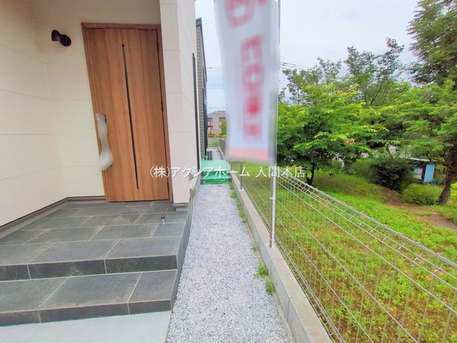 入間市高倉2丁目・全1棟　新築一戸建　～開放的な平屋設計～　の玄関|現地写真（2025年5月22日撮影）
