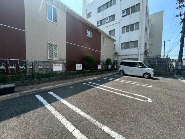 マルシェ高師浜の駐車場