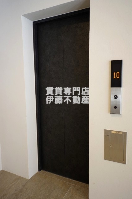 ISM平安通(イズムヘイアンドオリ)/(旧ビーロット平安通レジデンス)のロビー|エレベーター