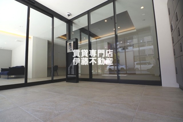 ISM平安通(イズムヘイアンドオリ)/(旧ビーロット平安通レジデンス)のエントランス