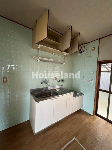 秋月住宅のキッチン