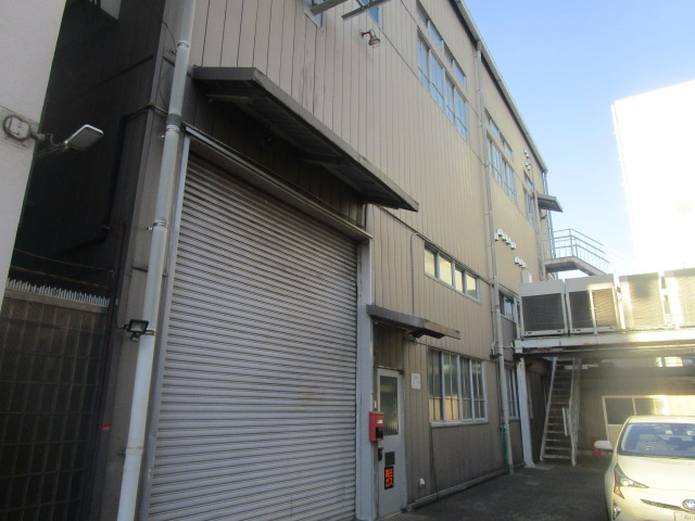 大田区仲池上２丁目の倉庫の外観