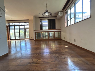 【居間・リビング】 | 金沢区能見台３丁目　戸建